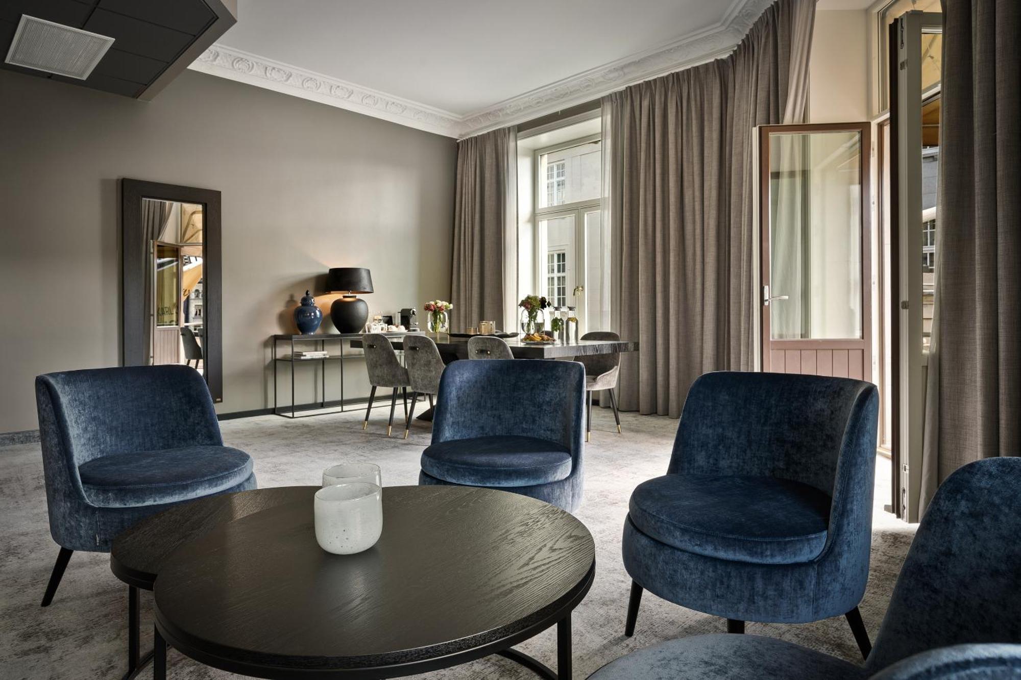Karl Johan 4*